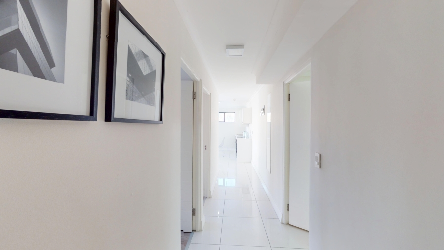 2 Bedroom Property for Sale in Zonnebloem Western Cape